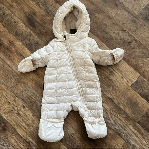 The North Face Other - The North Face Thermoball Snow Bunting 0-3 Mo